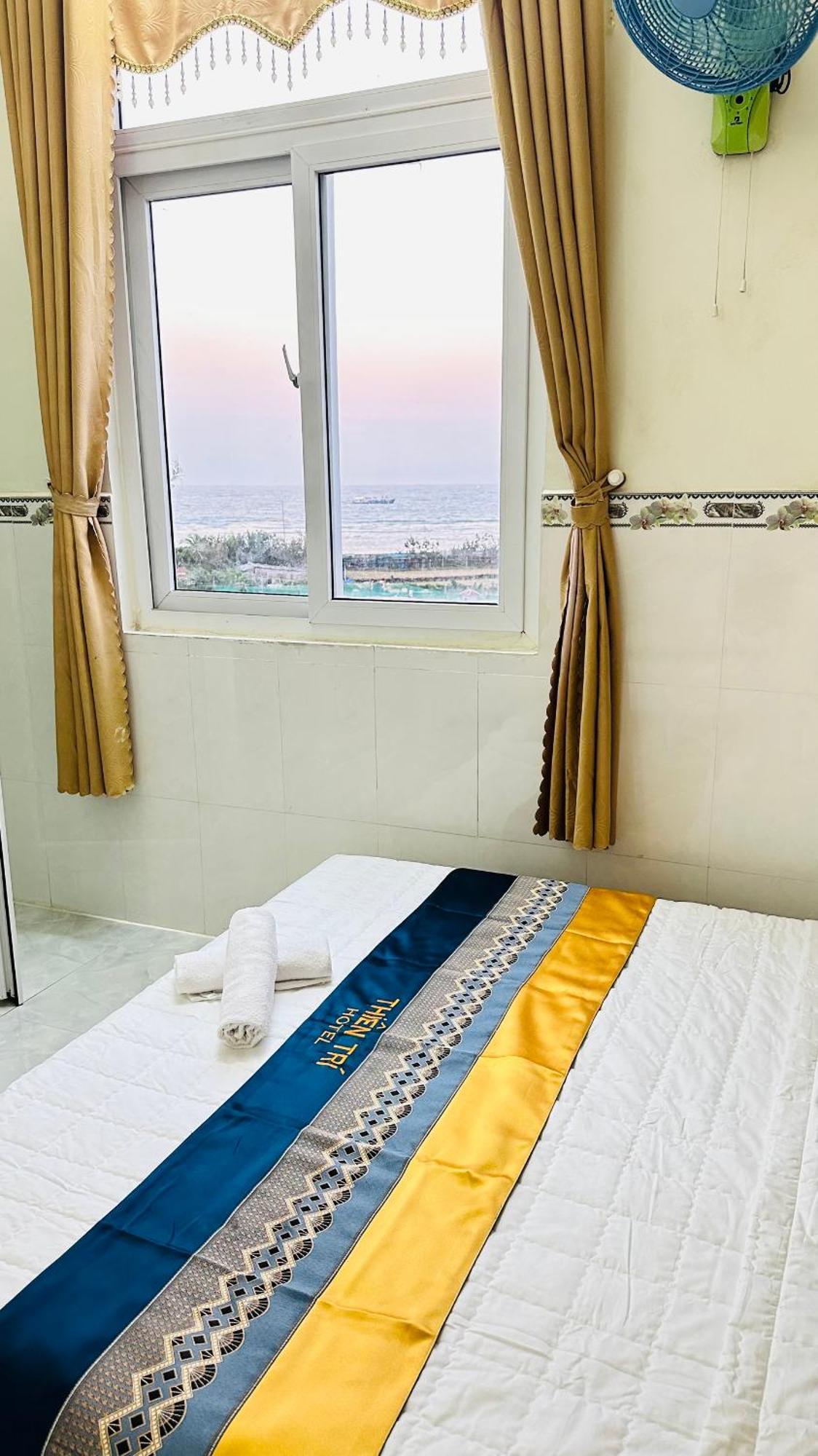 Khach San Thien Tri Ly Son Hotel Bagian luar foto