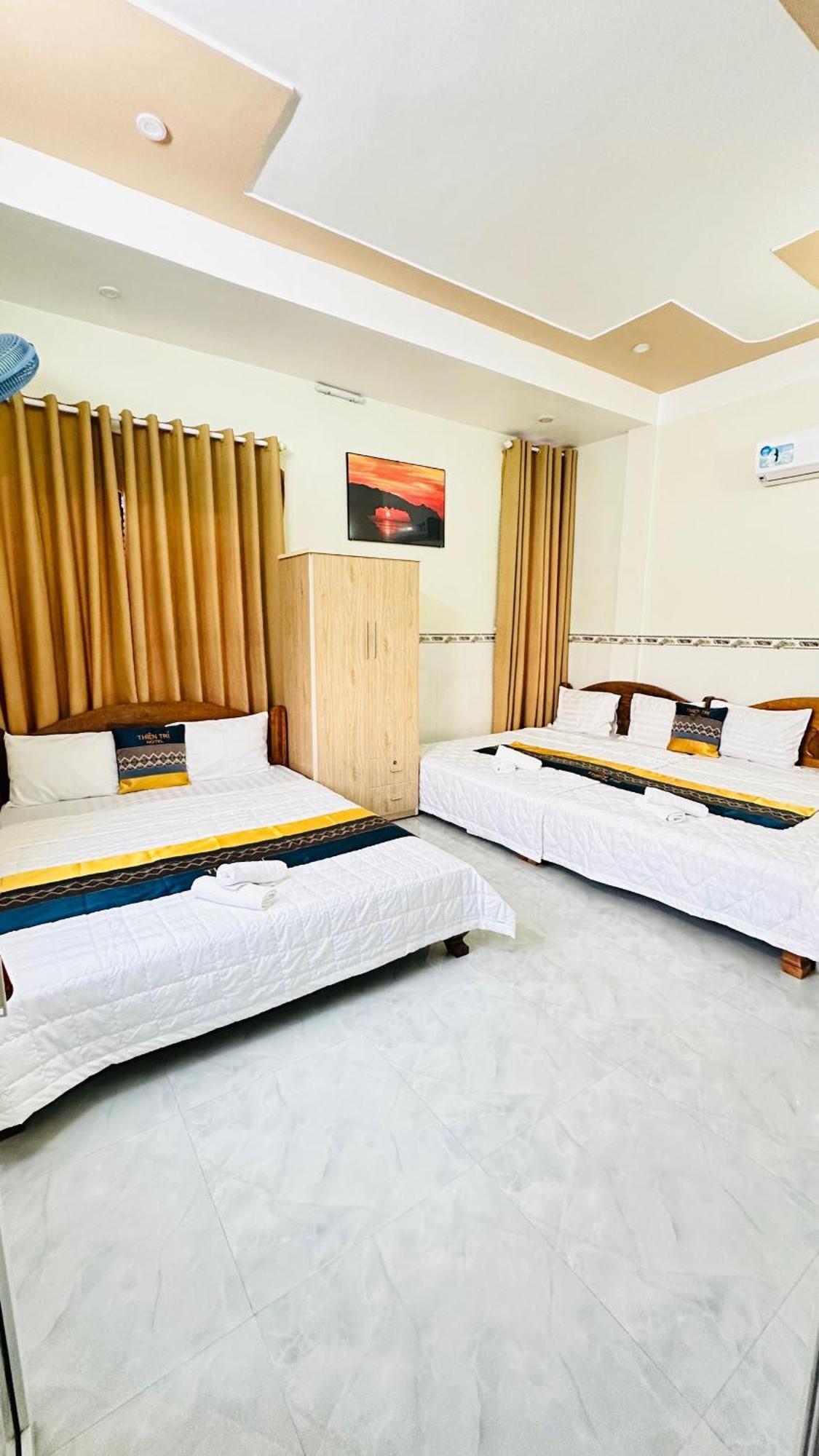 Khach San Thien Tri Ly Son Hotel Bagian luar foto