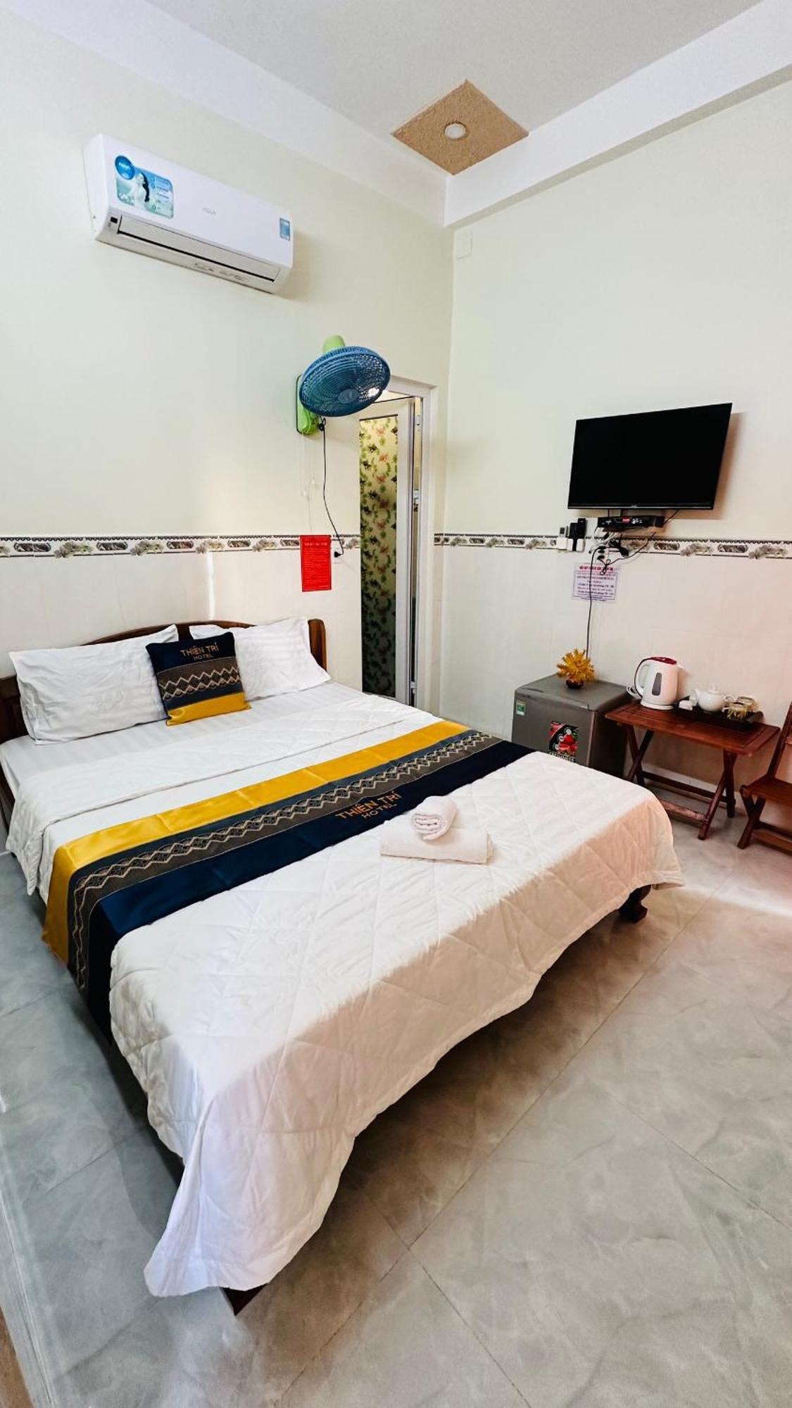 Khach San Thien Tri Ly Son Hotel Bagian luar foto